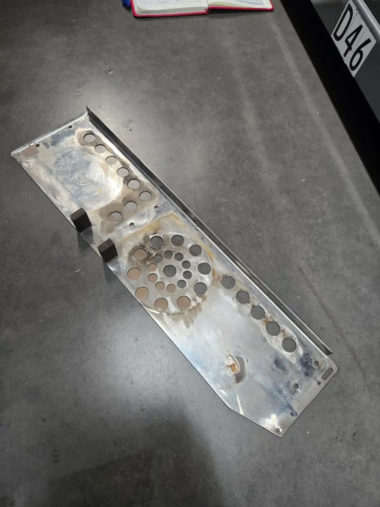 [IFC00015] Machine part plate NG Quarantine IFC00015